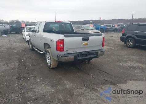 2013 Chevrolet Silverado 1500 Work Truck z USA, uszkodzony, nr VIN 1GCRKPEA4DZ142476